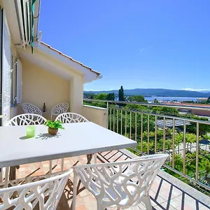 https://apartments-adria-danka.primorje-gorskikotar.com